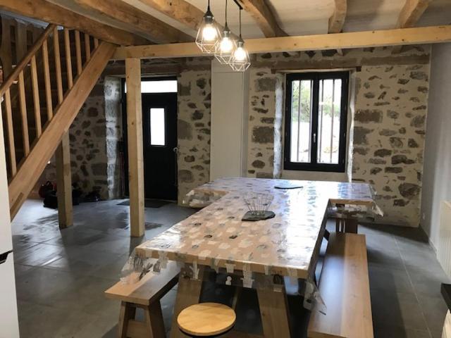 Gite Pour Famille Saint-Clement  Exterior photo